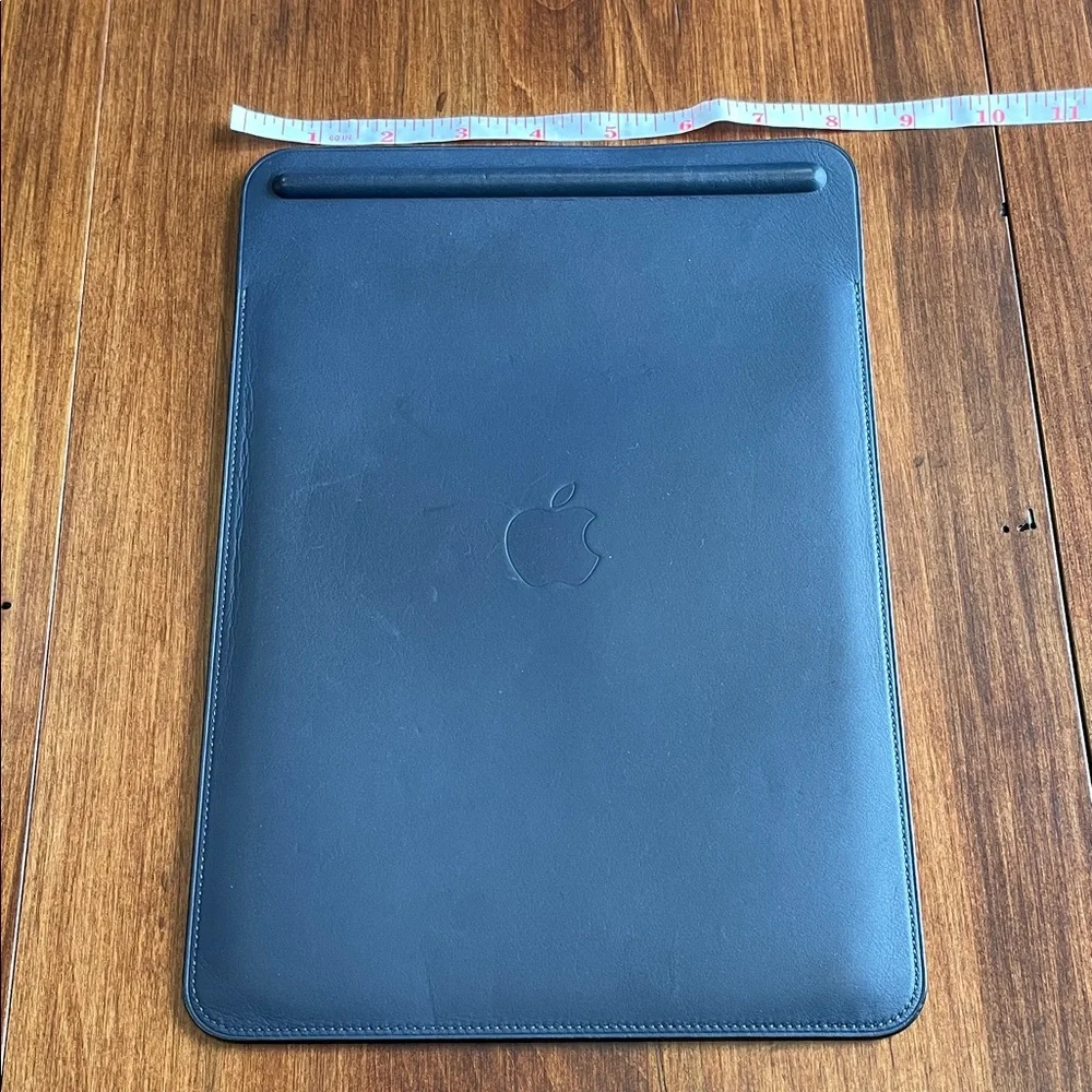 Apple leather Navy Sleeve Case - Protective Slipcover.